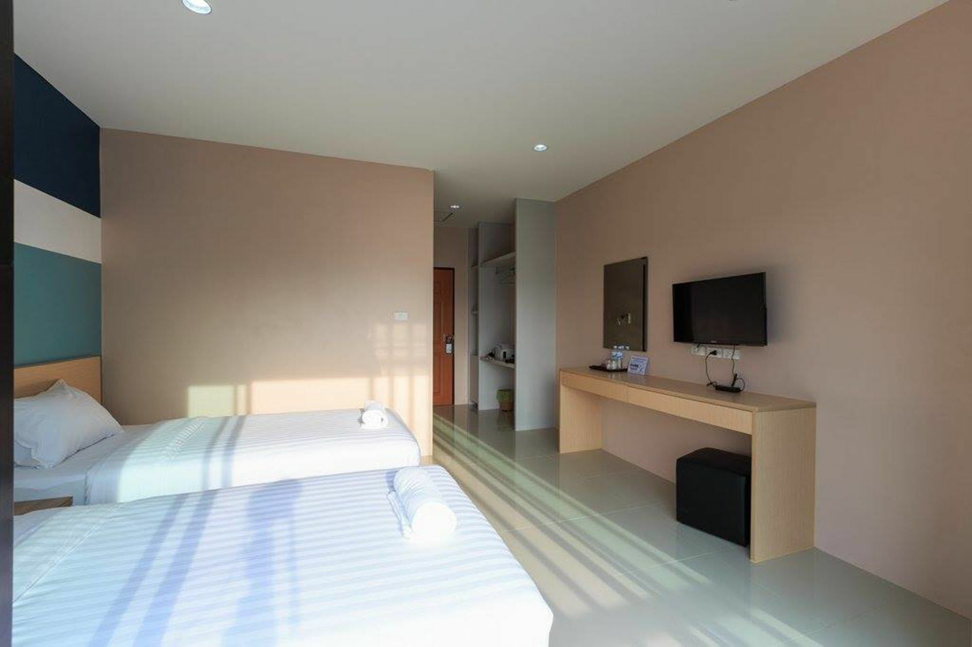 Jj Residence Phuket Town Extérieur photo